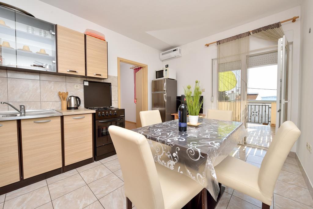 Apartments Duje บาร์บินเย ภายนอก รูปภาพ