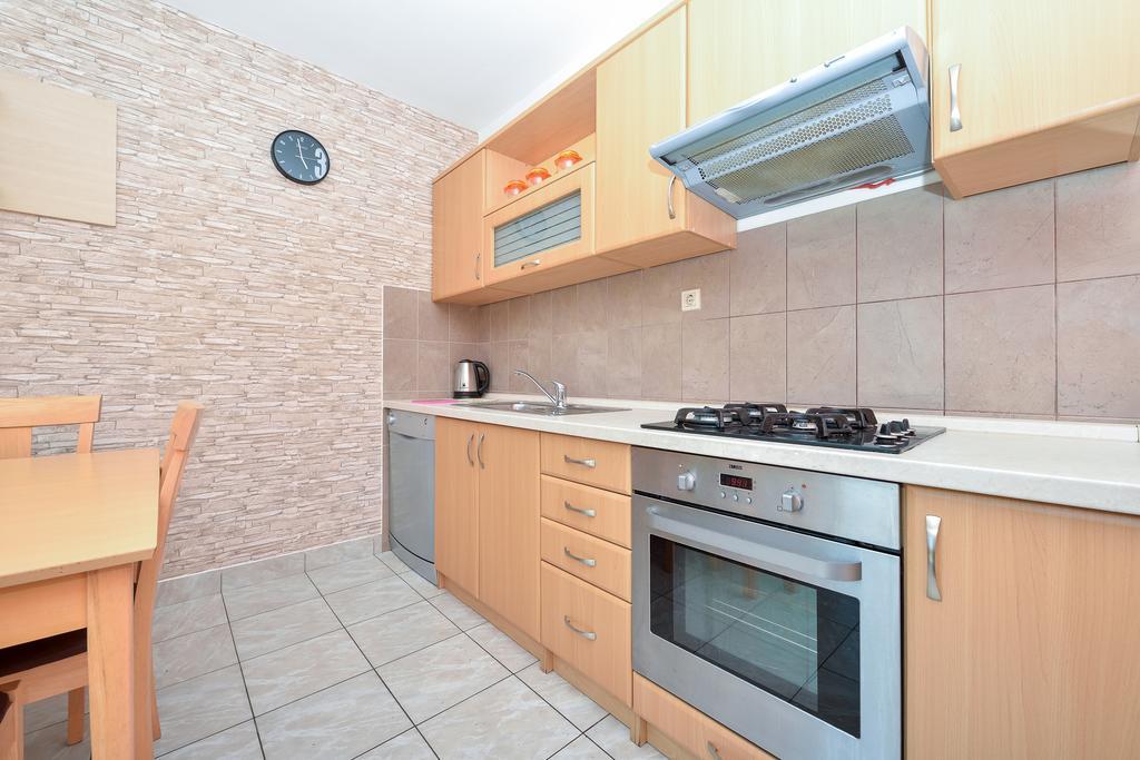 Apartments Duje บาร์บินเย ภายนอก รูปภาพ