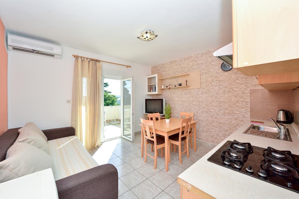 Apartments Duje บาร์บินเย ภายนอก รูปภาพ